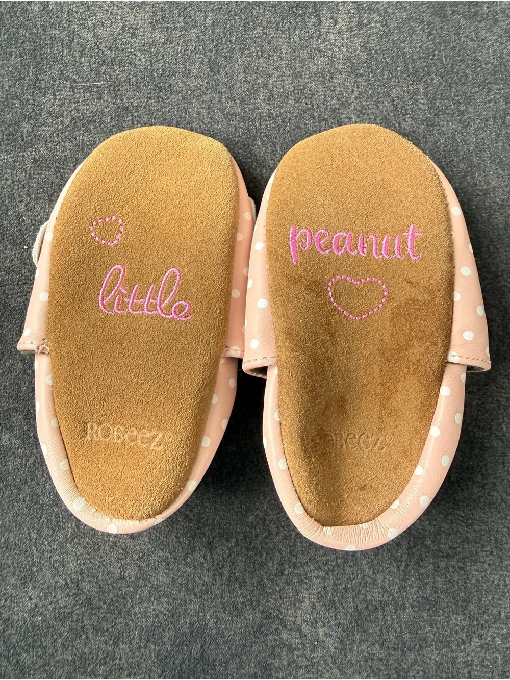 ROBEEZ Pink Polka Dot Kids Soft-Soled Shoes with Elephant Applique 12-18 months